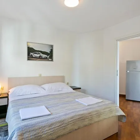 Delightful In Drvenik With Balcony Drvenik (Split-Dalmatia)